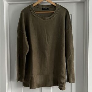 Olive Crew Neck Sweater - 240